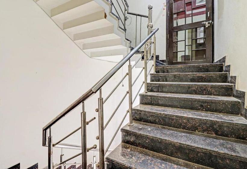 ホテル Oyo 78950  Grand Velly