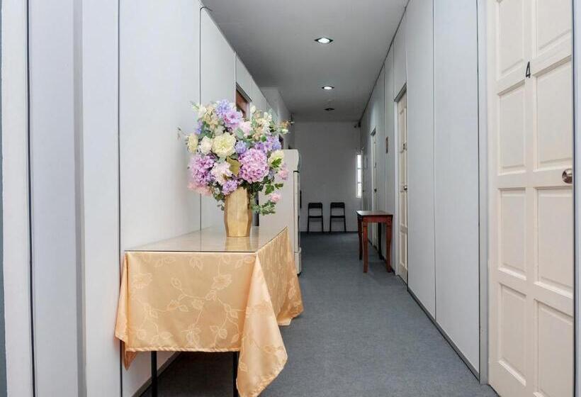 בית מלון כפרי Darulsalam Orkid Inn Kerteh