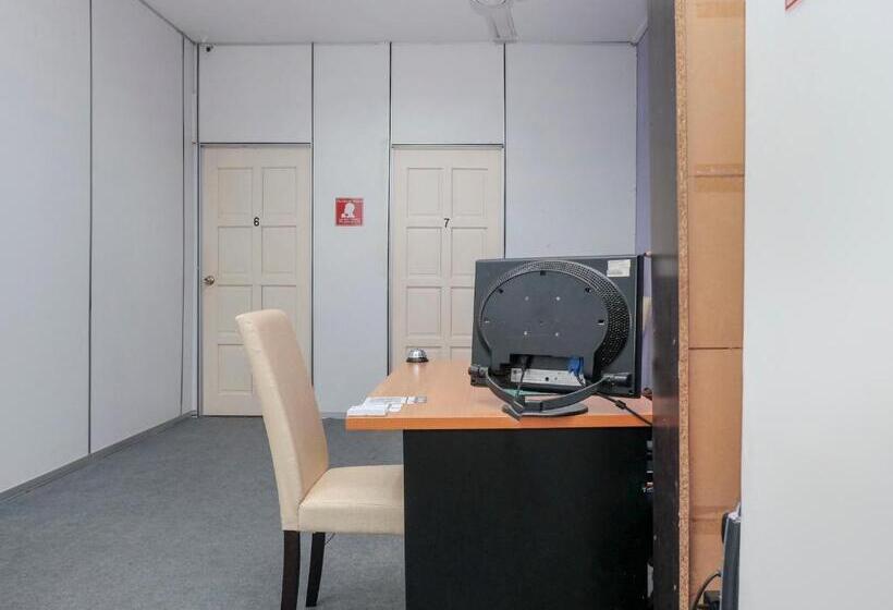 בית מלון כפרי Darulsalam Orkid Inn Kerteh