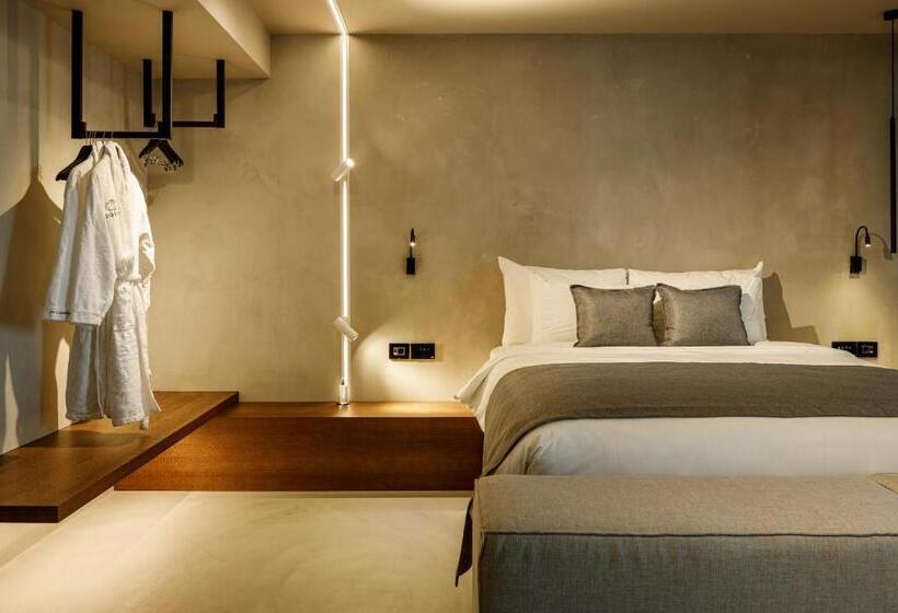 ホテル Qosmo Brasov