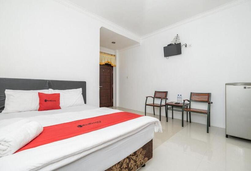 فندق Reddoorz At Gunungsari Surabaya 2