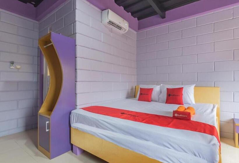 호텔 Reddoorz @ Cipanas Garut