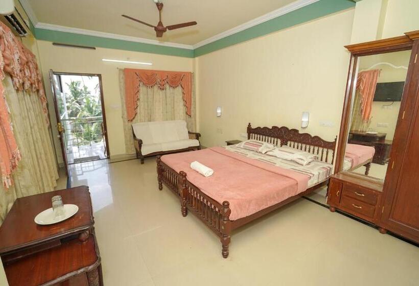 酒店 Sree Mookambika Beach Resort