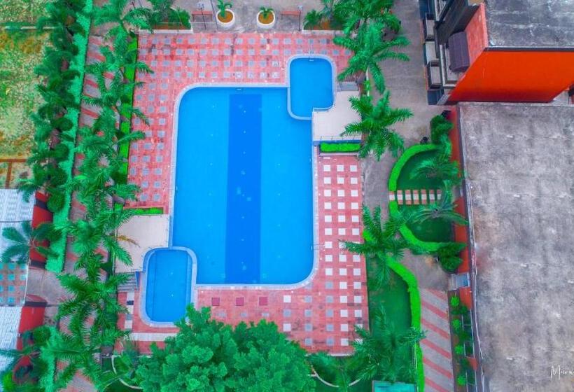 בית מלון כפרי Sukhdeo Palace