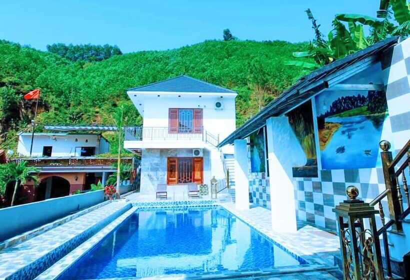 هتل The Hill Villas