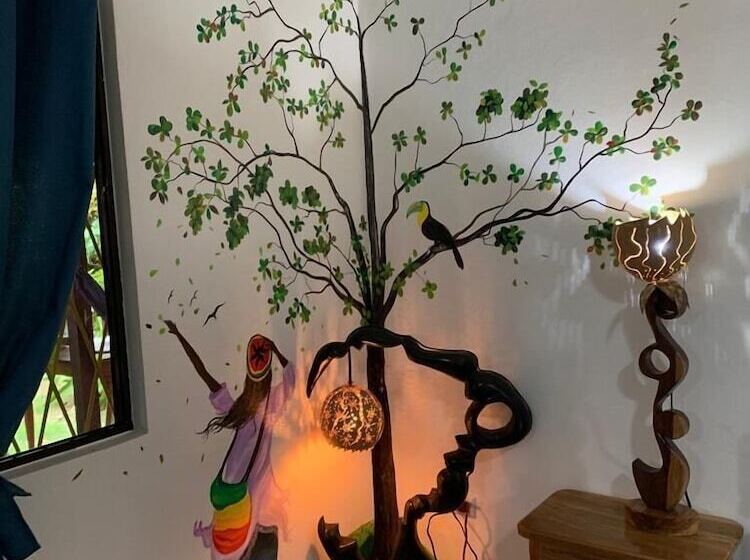 ペンション Casa Mambo