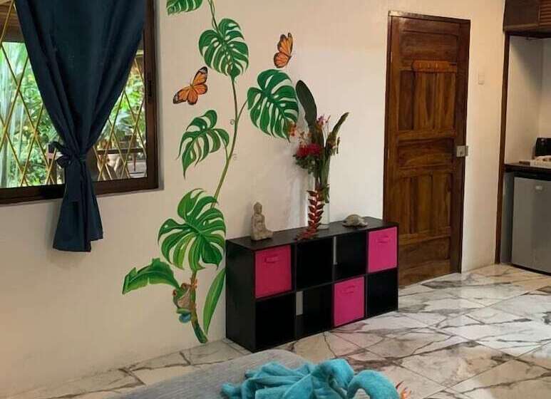 ペンション Casa Mambo