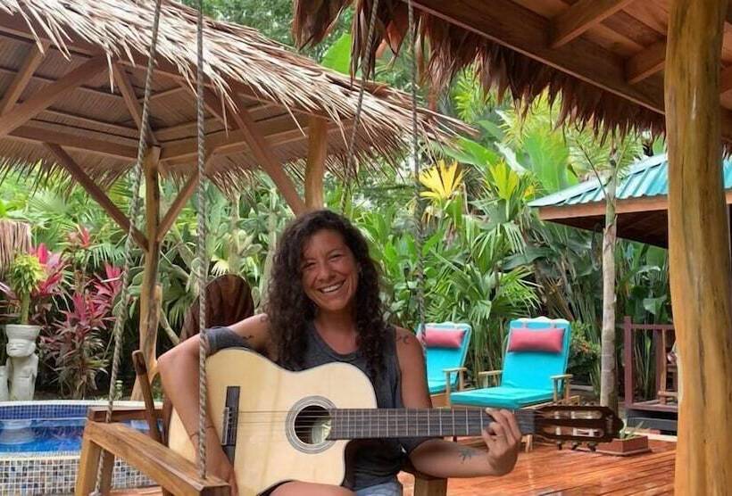 ペンション Casa Mambo