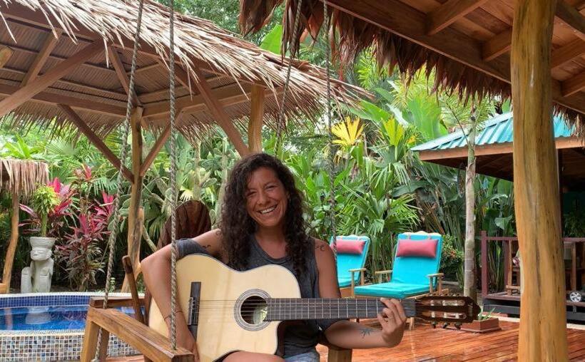 ペンション Casa Mambo