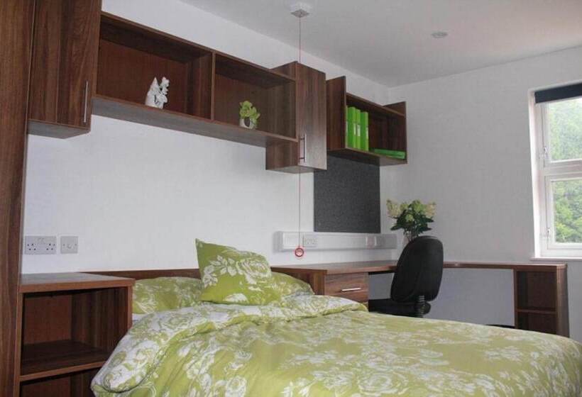 بنسيون Comfortable Ensuite Rooms, Plymouth   Hostel