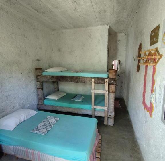 پانسیون Hostel Flor Da Vida