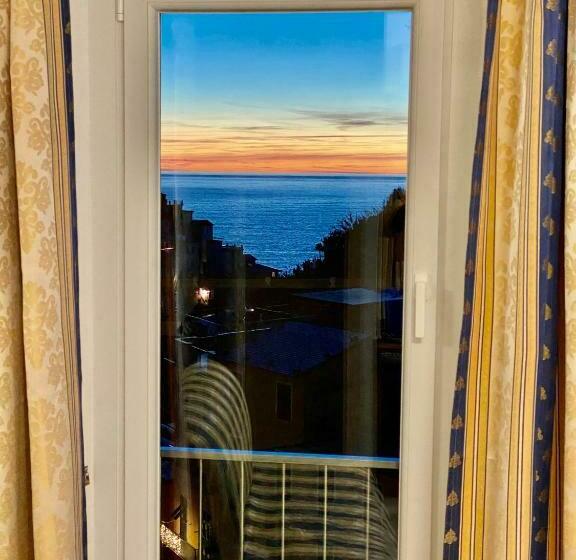 ペンション Libeccio Panoramic Sea View