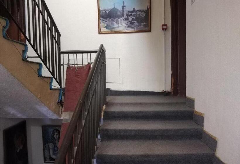 Queen Ayloa Hotel&restaurant