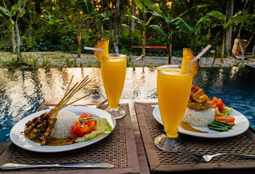 אתר נופש Alam Selumbung Garden