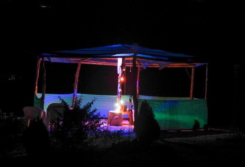 منتجع Golden Valley Cottages, Chail