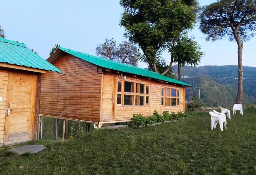 منتجع Golden Valley Cottages, Chail