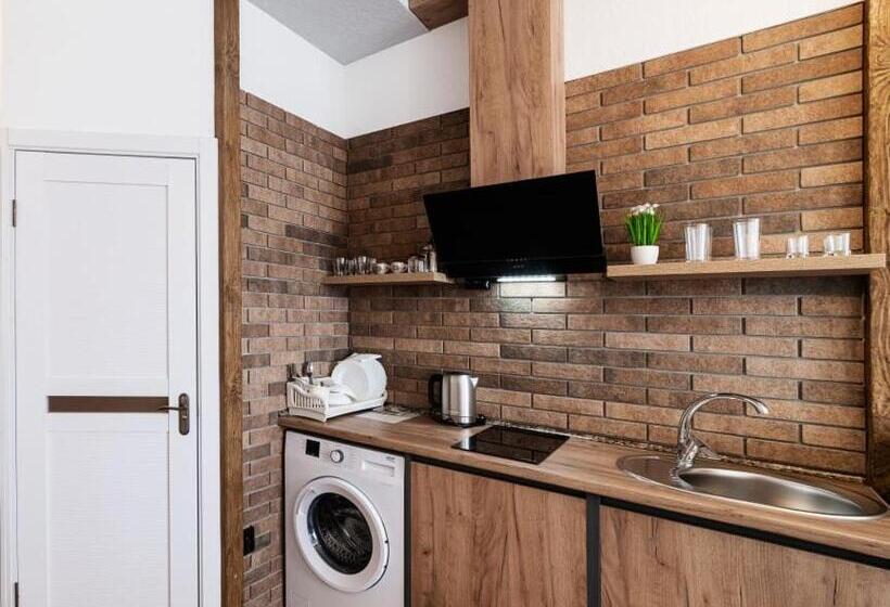 нові смарт квартири з парком і набережною!