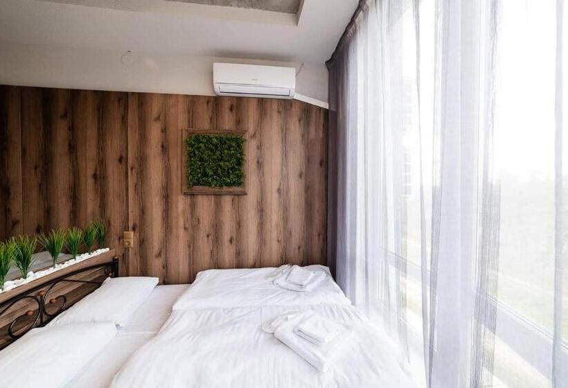 нові смарт квартири з парком і набережною!