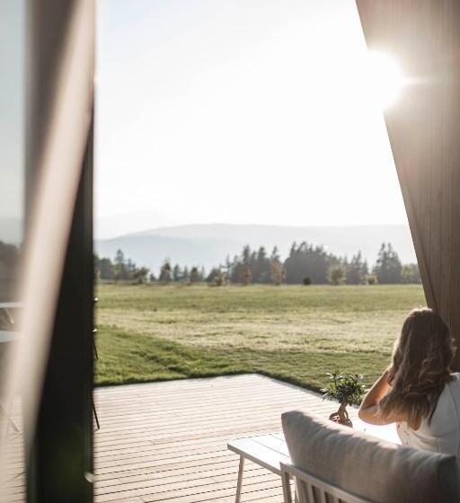 Aeon Hotel   Adults Only Bed & Breakfast