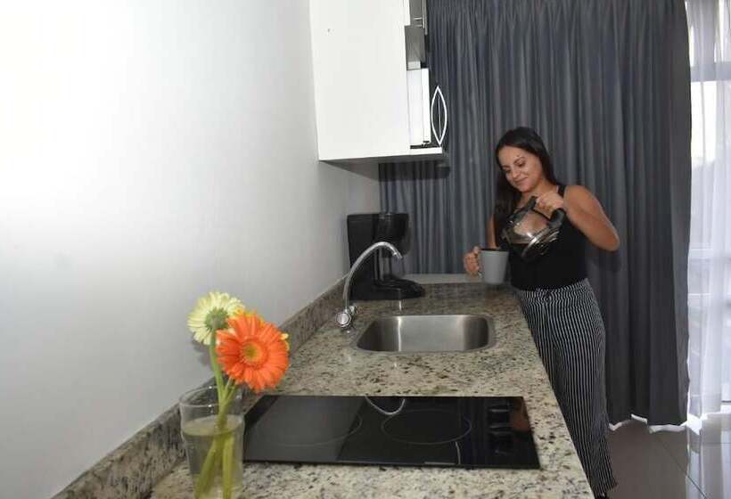 Apartahotel Altos De La Sabana