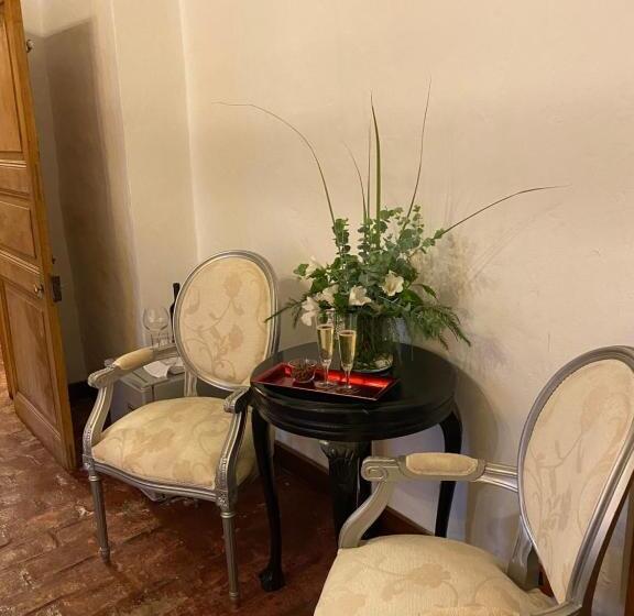 مبيت وإفطار Don Aniceto   Suites De Campo