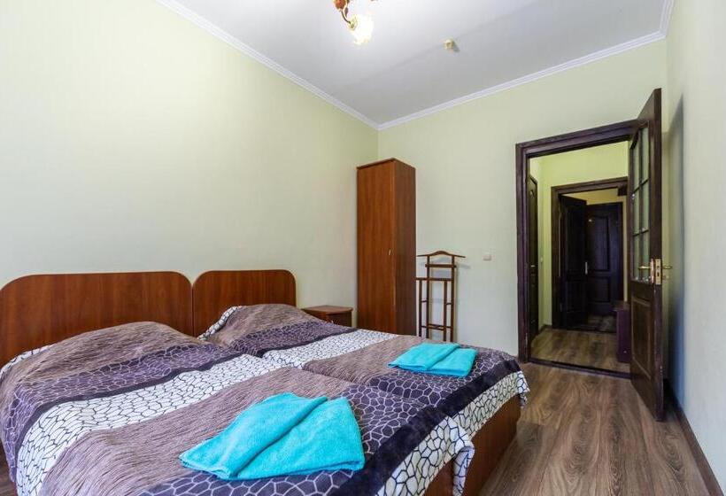 هتل алексік