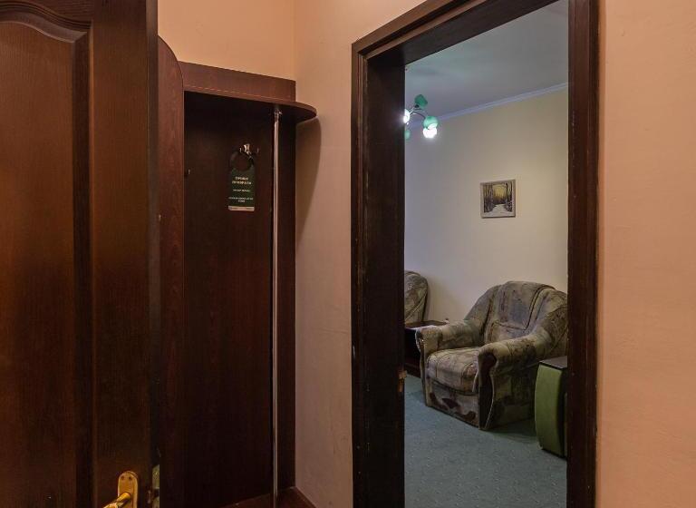 هتل алексік