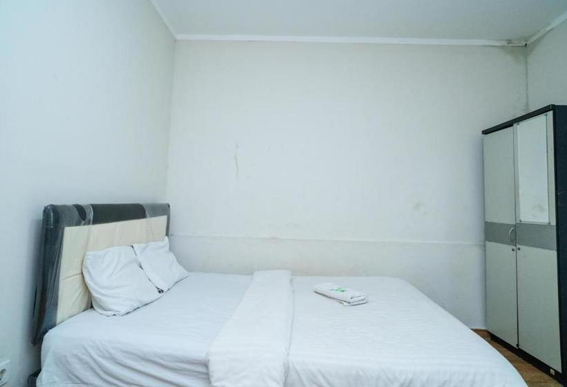 酒店 77 Guest House Serpong Mitra Reddoorz