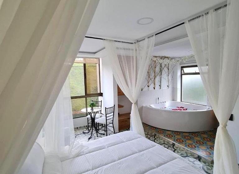 Отель The Rock Guatape