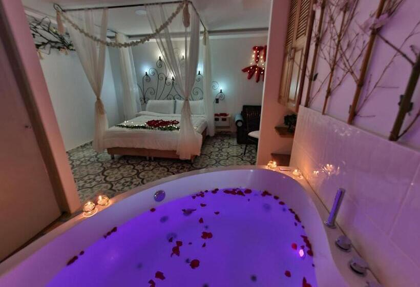 Отель The Rock Guatape