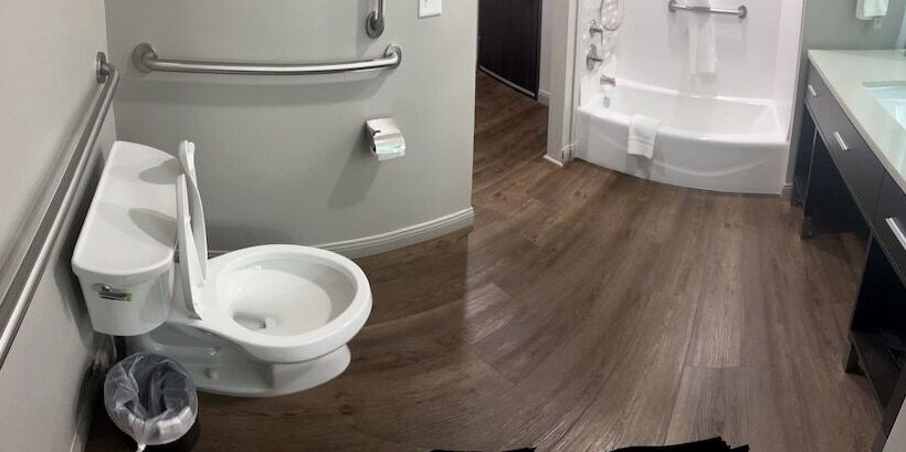 فندق Comfort Inn & Suites