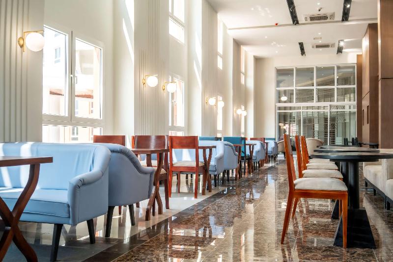 Отель Best Western Plus Soaho Douala Airport