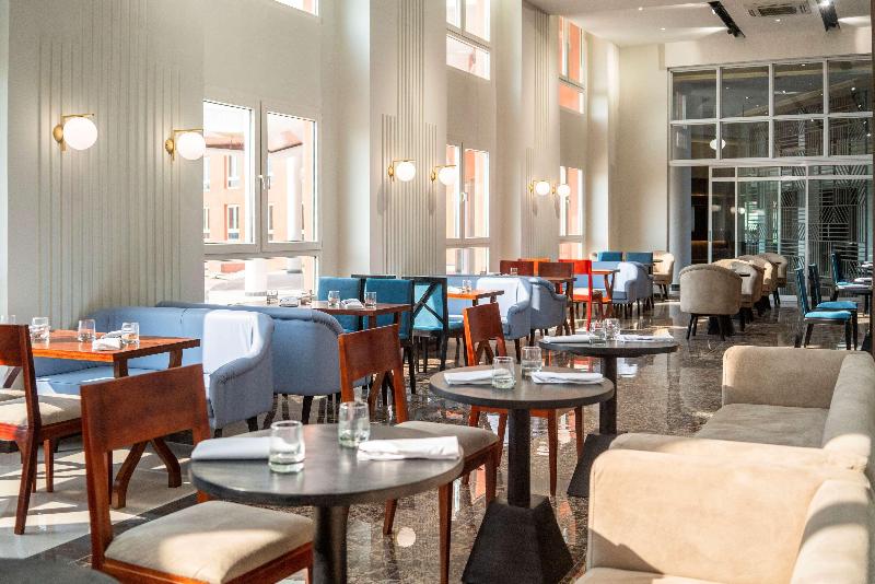 Отель Best Western Plus Soaho Douala Airport