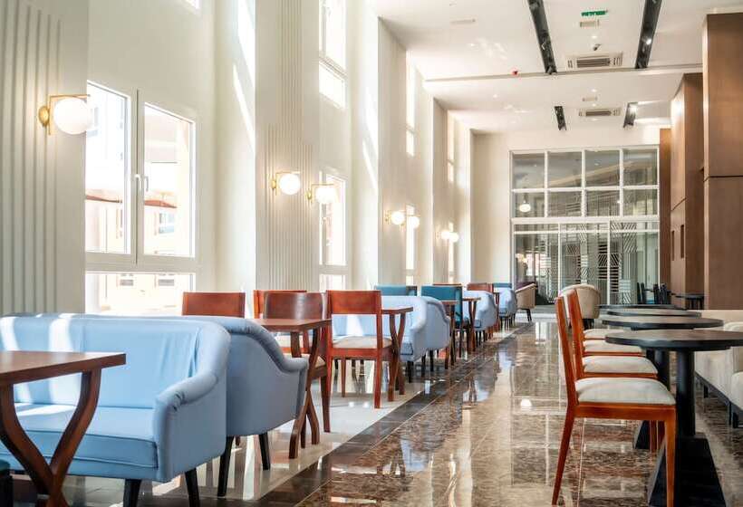 Отель Best Western Plus Soaho Douala Airport