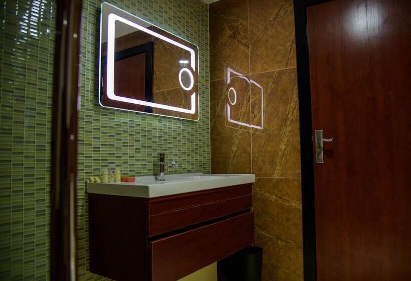 Отель Best Western Plus Soaho Douala Airport