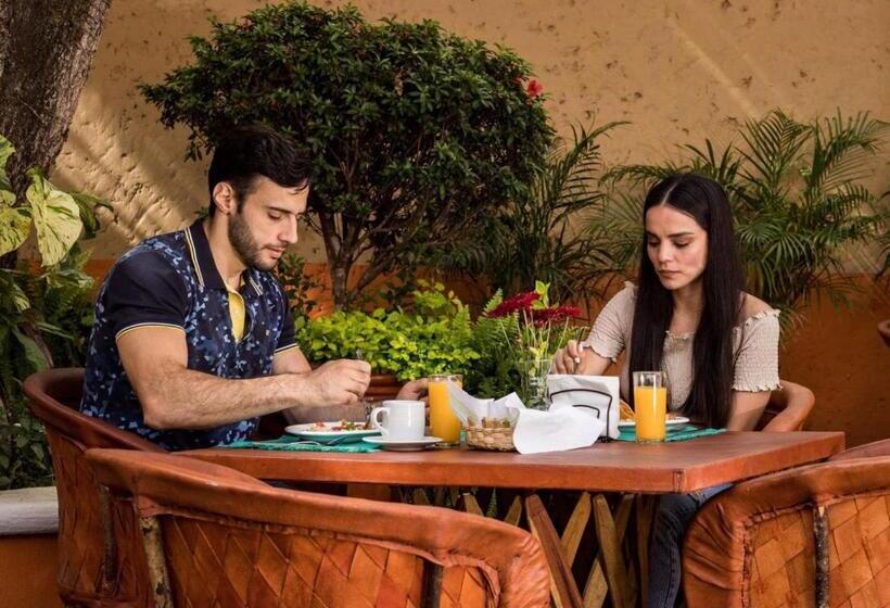 호텔 Boutique Sol Y Luna Spa