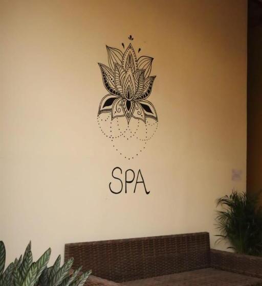호텔 Boutique Sol Y Luna Spa