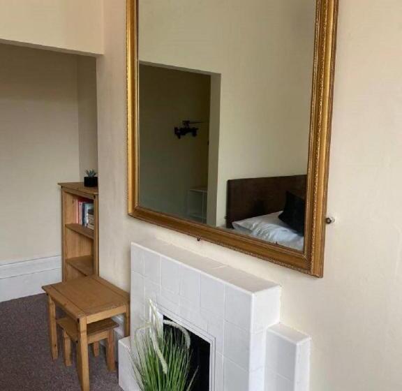 ホテル Burlington