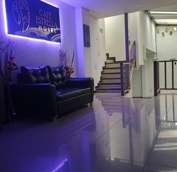 호텔 Cafe Estrella