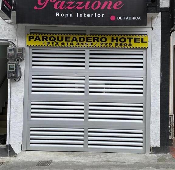 호텔 Cafe Estrella