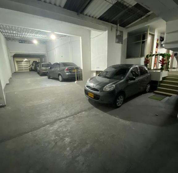 호텔 Cafe Estrella