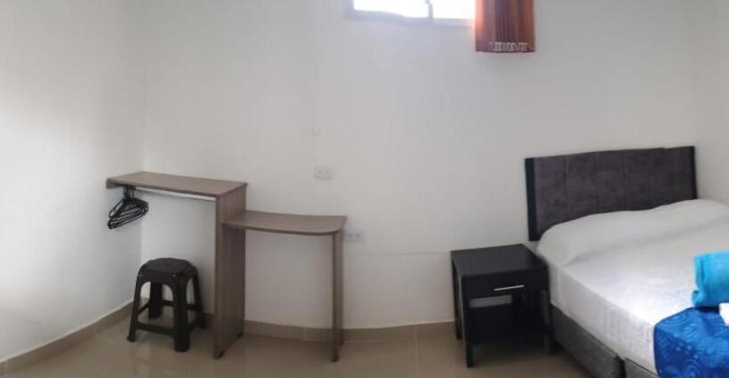 호텔 Cafe Estrella