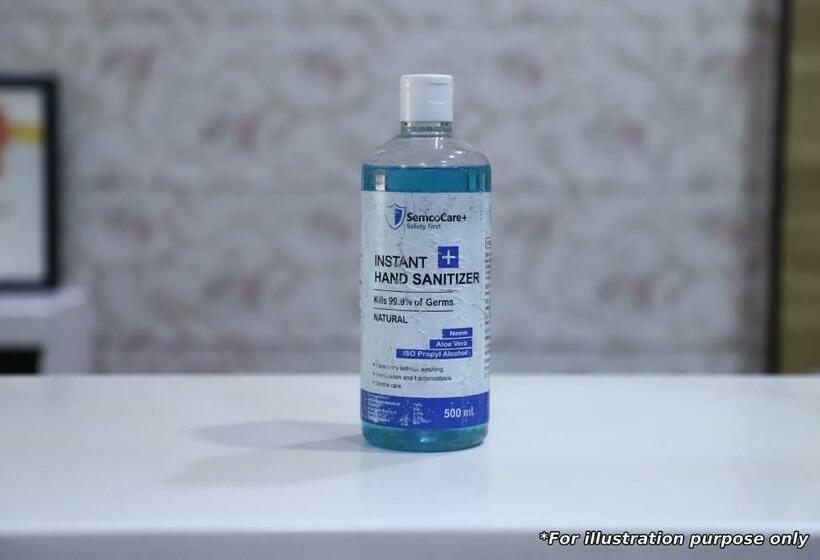 ホテル Capital O 65555 Dera Bassi