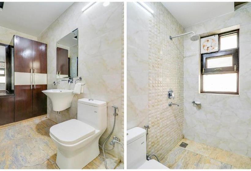 ホテル Vaccinated Staff Collection O Platinum Sqs Key