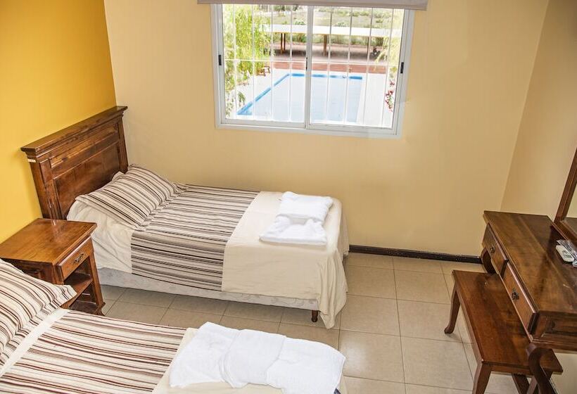 هتل Cuesta De Miranda