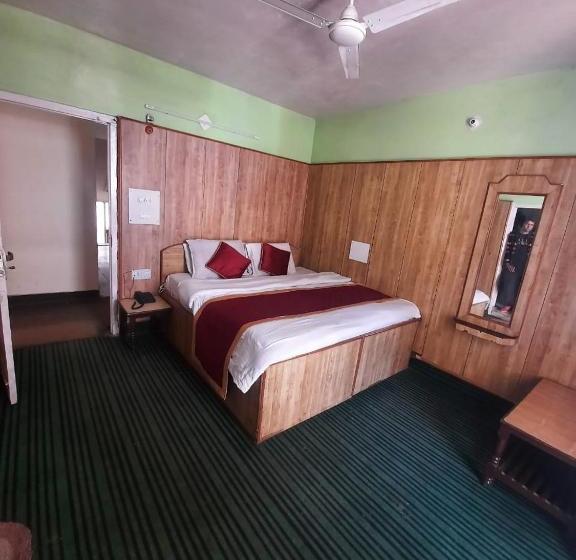 Hotel Rl Dreamland Patnitop