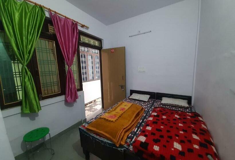 ホテル Himalayan Dews Ukhimath