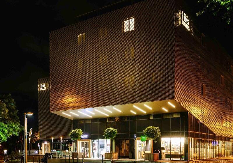 בית מלון כפרי Ibis Styles Arras Centre