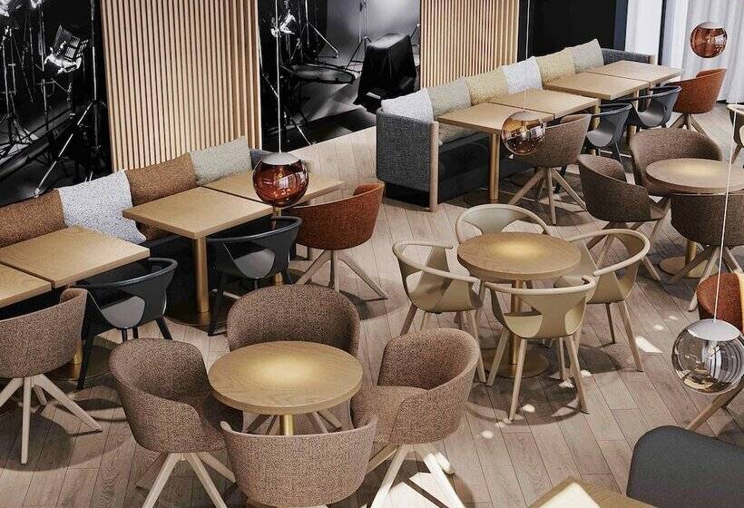 בית מלון כפרי Ibis Styles Arras Centre