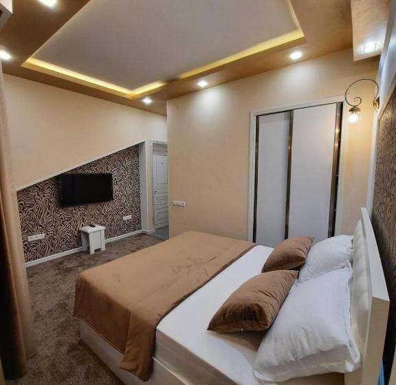 호텔 Juliet Yerevan